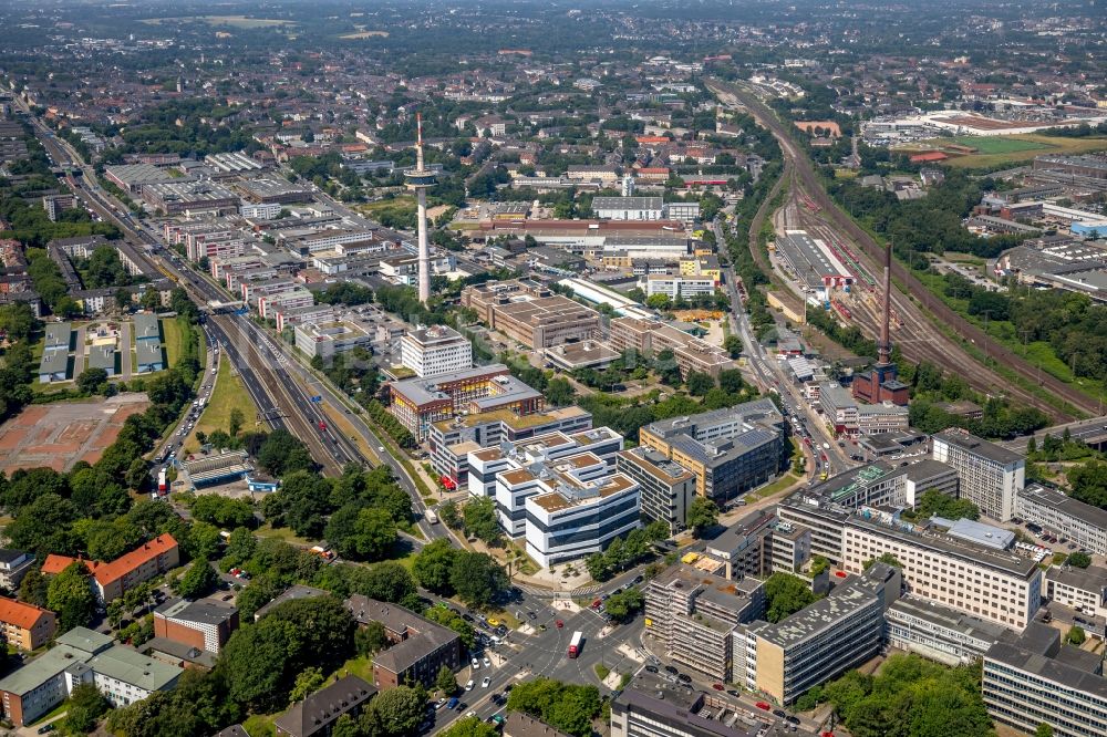 Essen von oben - Büro- und Geschäftshaus- Ensemble EUROPA-CENTER an der Kruppstraße in Essen im Bundesland Nordrhein-Westfalen, Deutschland