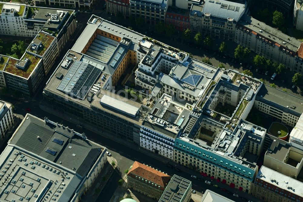 Berlin von oben - Büro- und Geschäftshaus- Ensemble Französische Straße - Jägerstraße - Hedwigskirchgasse im Ortsteil Mitte in Berlin, Deutschland