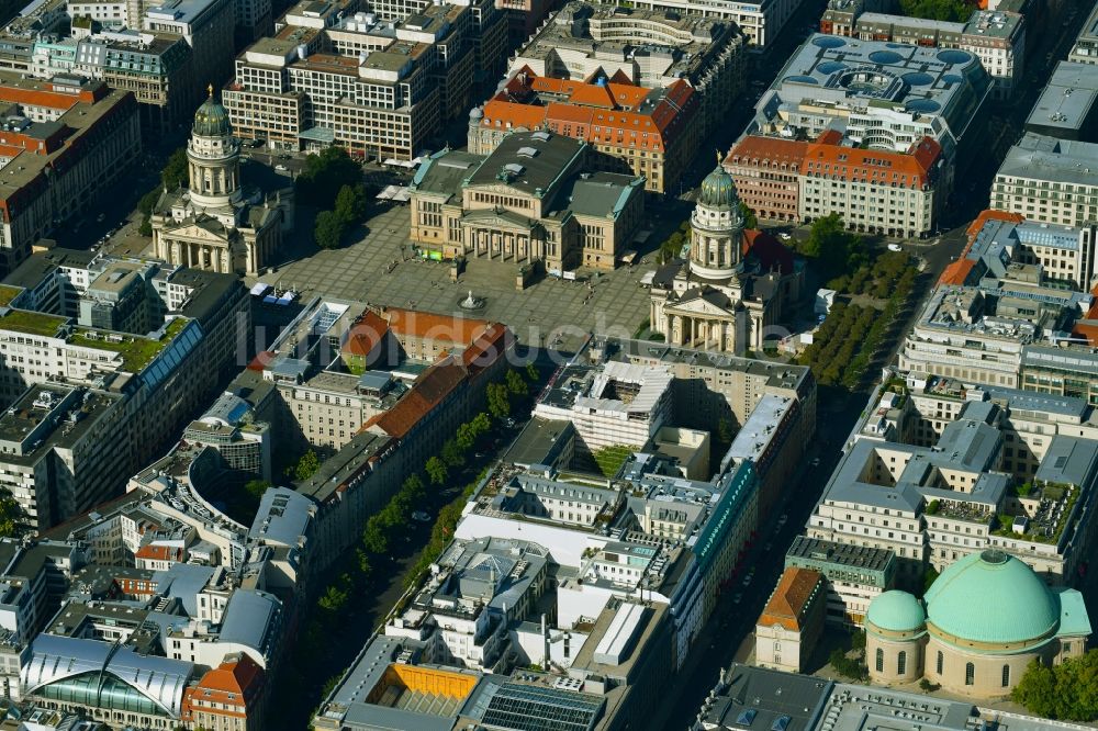 Berlin von oben - Büro- und Geschäftshaus- Ensemble am Gebäude der Robert Bosch Stiftung GmbH in Mitte in Berlin, Deutschland