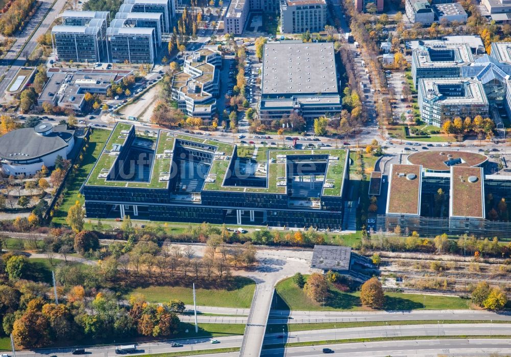 München von oben - Büro- und Geschäftshaus- Ensemble 88north an der Riesstraße im Ortsteil Moosach in München im Bundesland Bayern, Deutschland