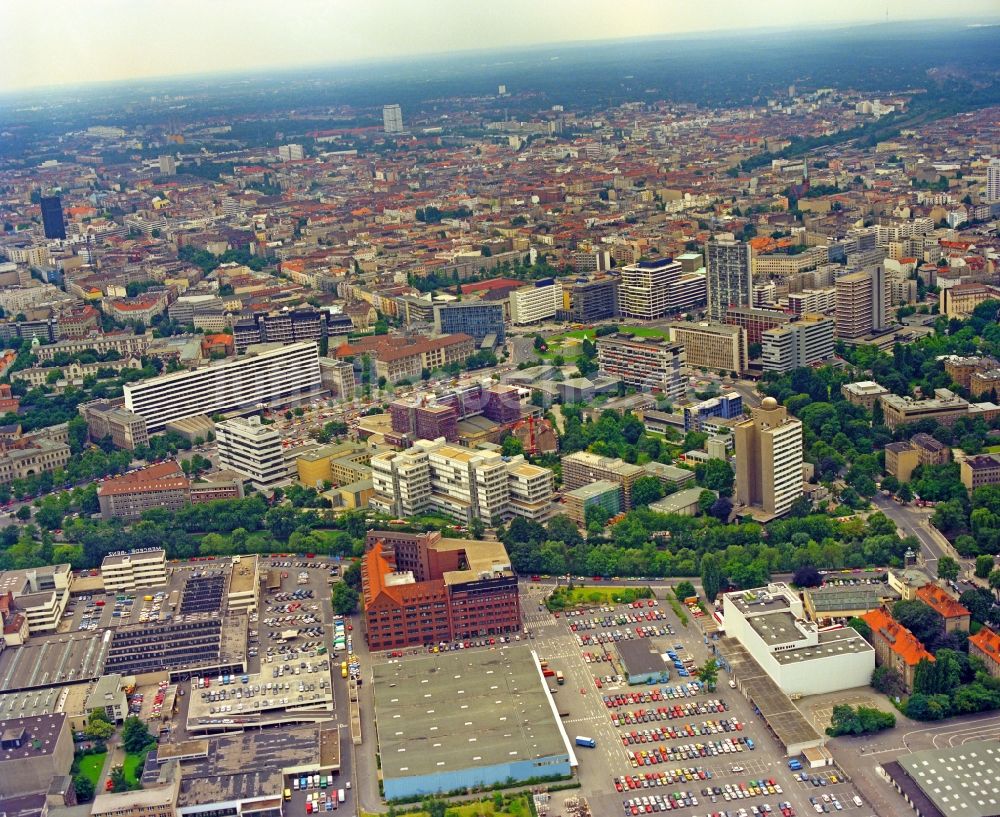 Luftbild Berlin - Büro- und Geschäftshaus- Ensemble am Salzufer im Ortsteil Charlottenburg in Berlin, Deutschland