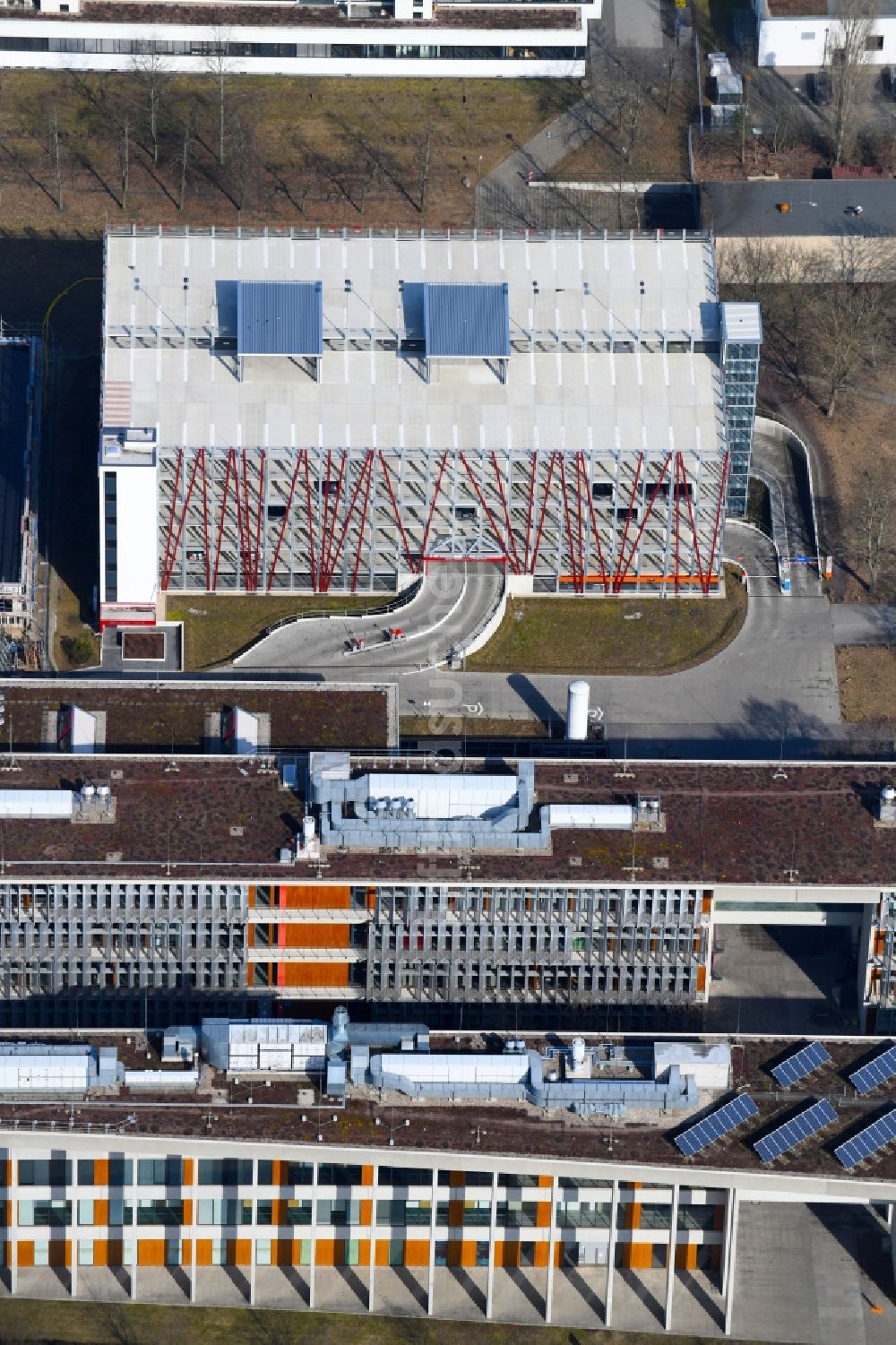 Luftaufnahme Berlin - Büro- und Geschäftshaus- Ensemble der Scienion AG an der Volmerstraße im Ortsteil Johannesthal in Berlin, Deutschland