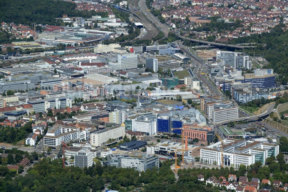 Stuttgart von oben - Büro- und Geschäftshaus- Ensemble Siemensstraße im Ortsteil Feuerbach in Stuttgart im Bundesland Baden-Württemberg