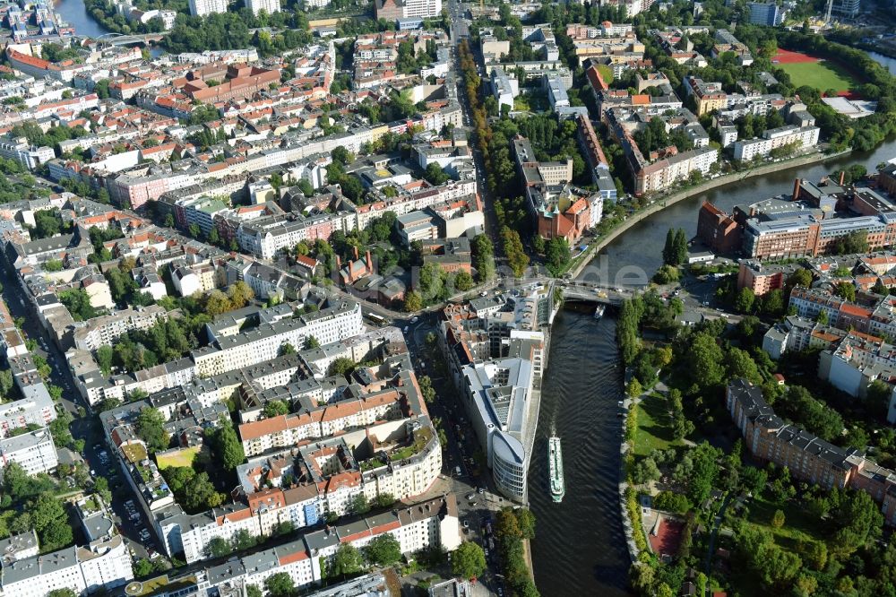 Luftbild Berlin - Büro- und Geschäftshaus- Ensemble Spree-Forum in Alt- Moabit in Berlin, Deutschland