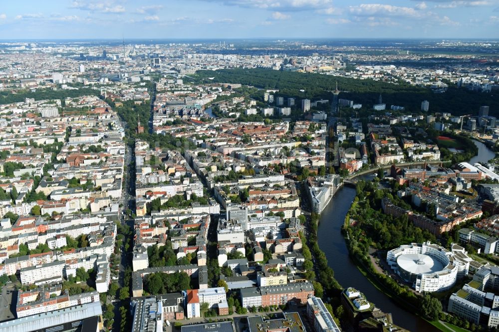 Berlin von oben - Büro- und Geschäftshaus- Ensemble Spree-Forum in Alt- Moabit in Berlin, Deutschland