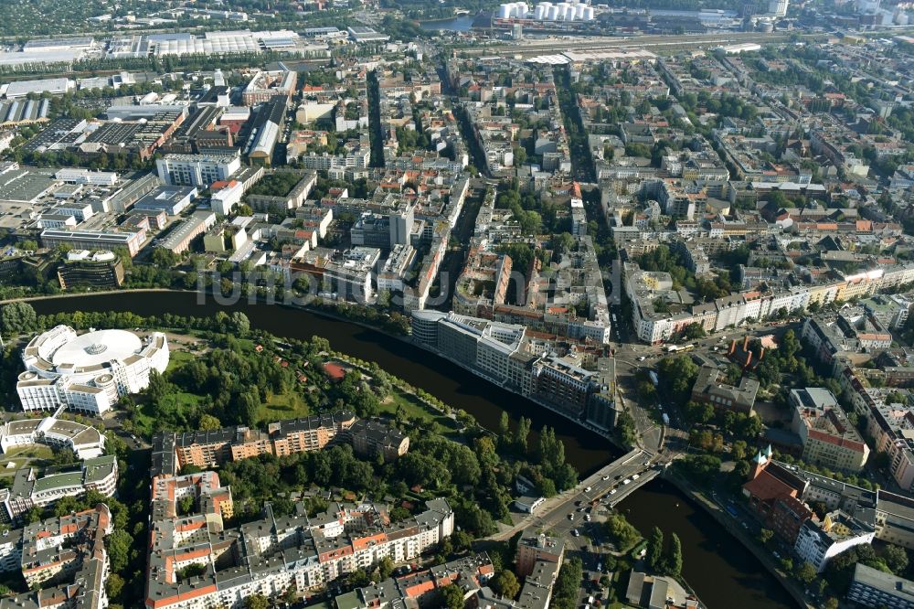 Luftaufnahme Berlin - Büro- und Geschäftshaus- Ensemble Spree-Forum in Alt-Moabtit in Berlin, Deutschland