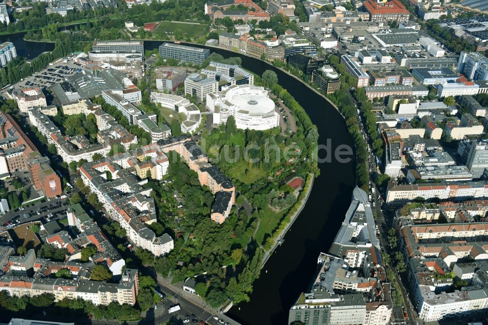 Luftaufnahme Berlin - Büro- und Geschäftshaus- Ensemble Spree-Forum in Alt-Moabtit in Berlin, Deutschland