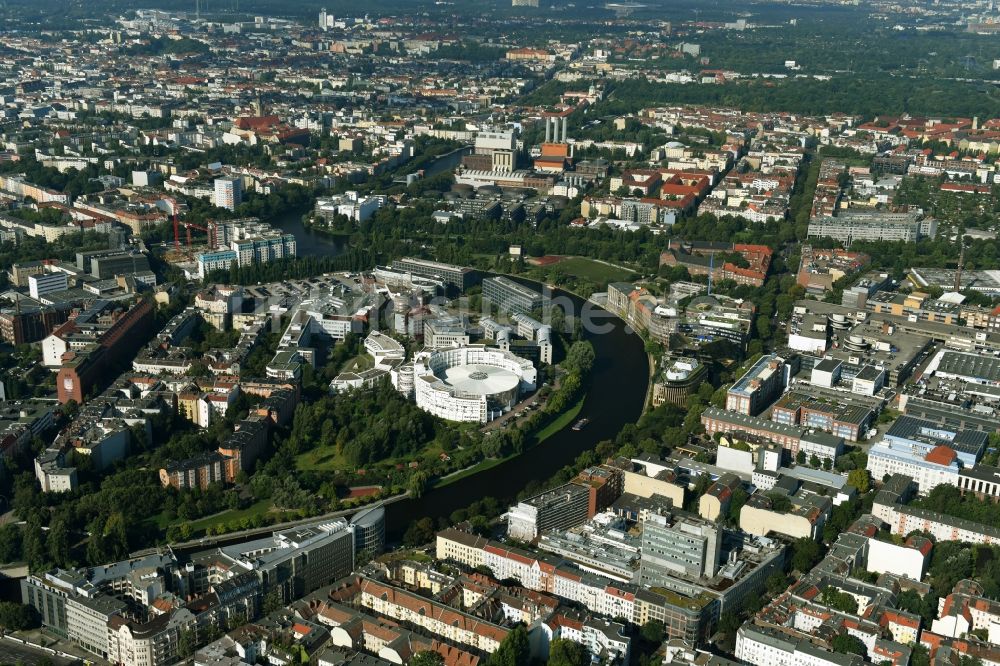 Luftbild Berlin - Büro- und Geschäftshaus- Ensemble Spree-Forum in Alt-Moabtit in Berlin, Deutschland