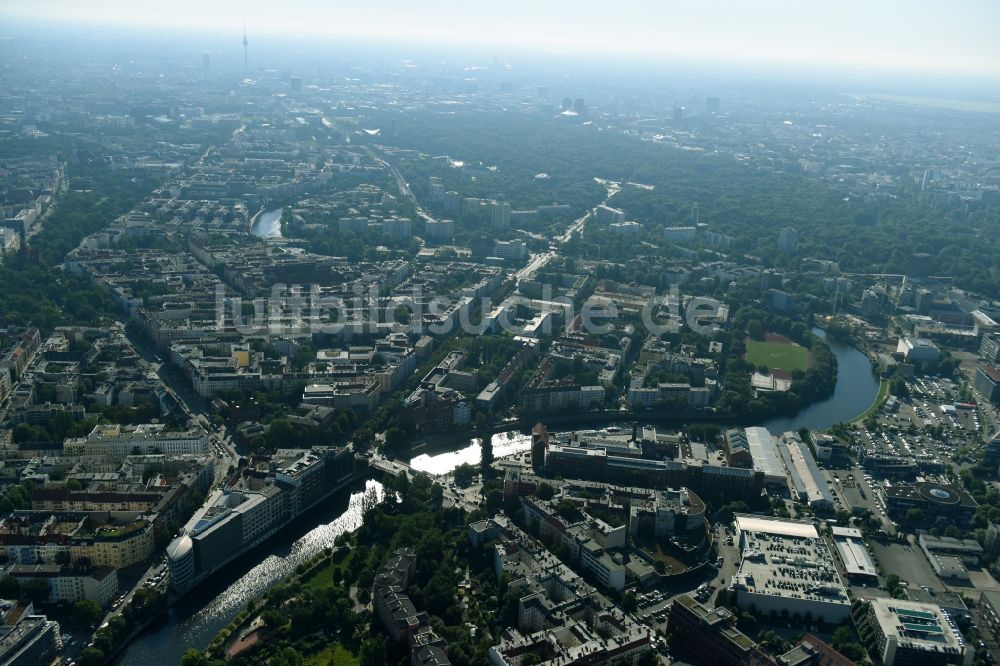 Luftbild Berlin - Büro- und Geschäftshaus- Ensemble Spree-Forum in Alt-Moabtit in Berlin, Deutschland