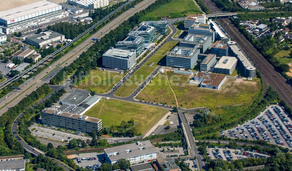 Luftbild Düsseldorf - Büro- und Geschäftshaus- Ensemble an der Wannheimer Straße in Düsseldorf im Bundesland Nordrhein-Westfalen