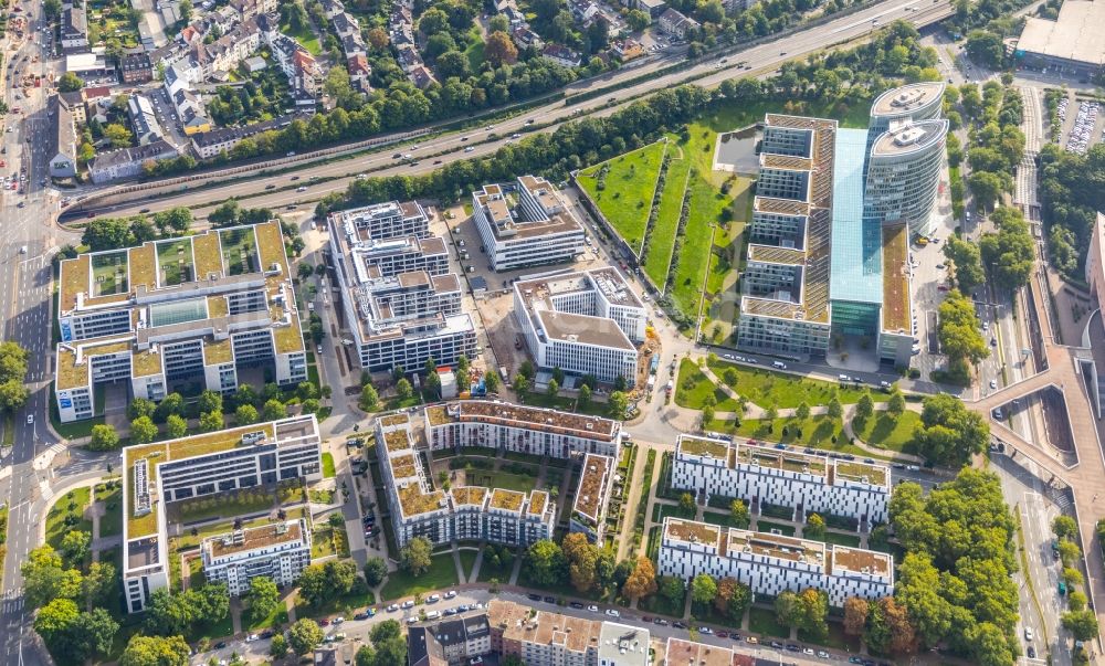 Essen von oben - Büro- und Geschäftshaus- Ensemble zwischen Norbertstraße und Alfredstraße in Essen im Bundesland Nordrhein-Westfalen, Deutschland