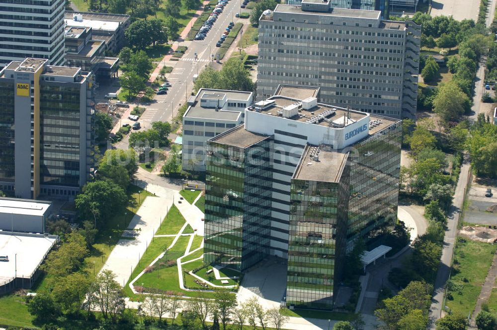 Frankfurt am Main von oben - Büro- und Geschäftshaus Eurohaus in Frankfurt-Niederrad