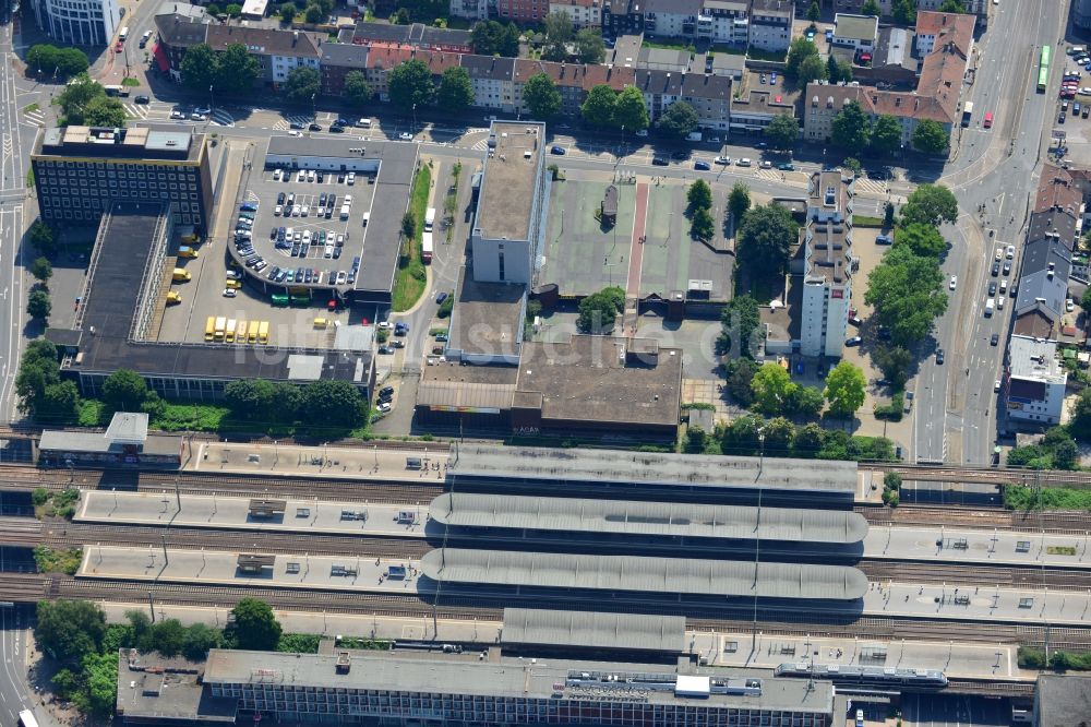 Bochum von oben - Büro- und Geschäftshaus an der Ferdinandstraße 13 am Buddenbergplatz in Bochum im Bundesland Nordrhein-Westfalen