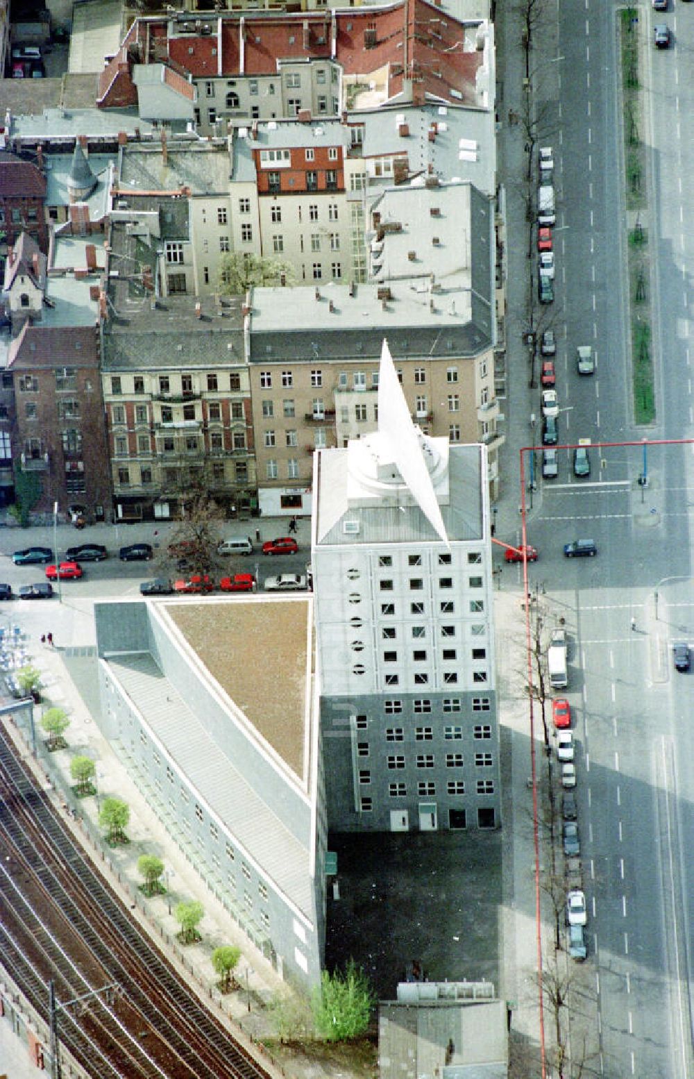 Berlin - Charlottenburg von oben - Büro- und Geschäftshaus Kant Dreieck der Kap Hag an der Fasanenstraße 81 in Berlin-Charlottenburg (10623 Bln.)