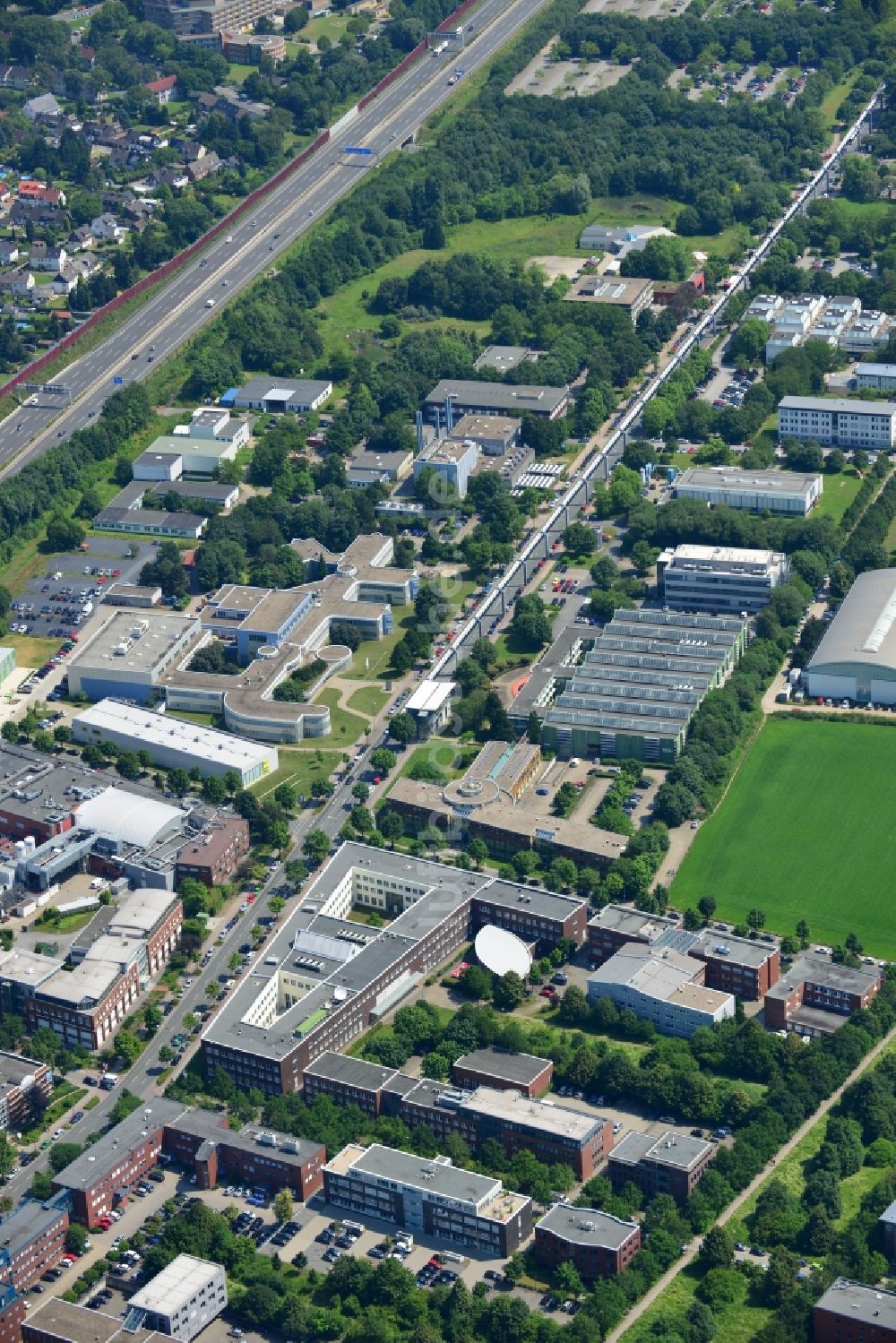 Dortmund von oben - Büro- und Geschäftshaus am Martin-Schmeißer-Weg von Dortmund Barop im Bundesland Nordrhein-Westfalen