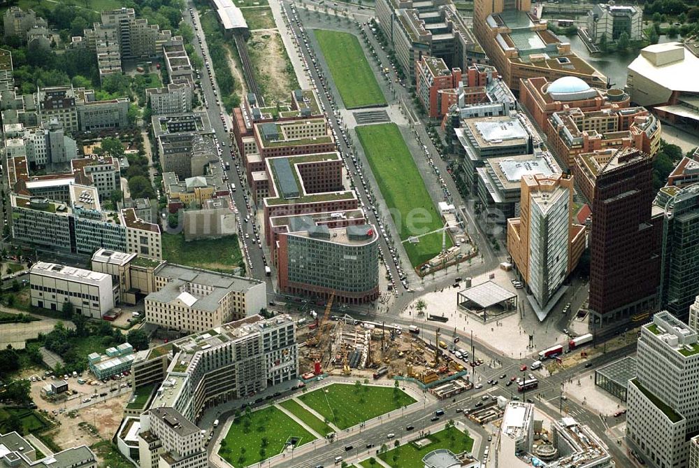 Luftbild Berlin - Büro- und Geschäftshaus Neubau am Leipziger Platz