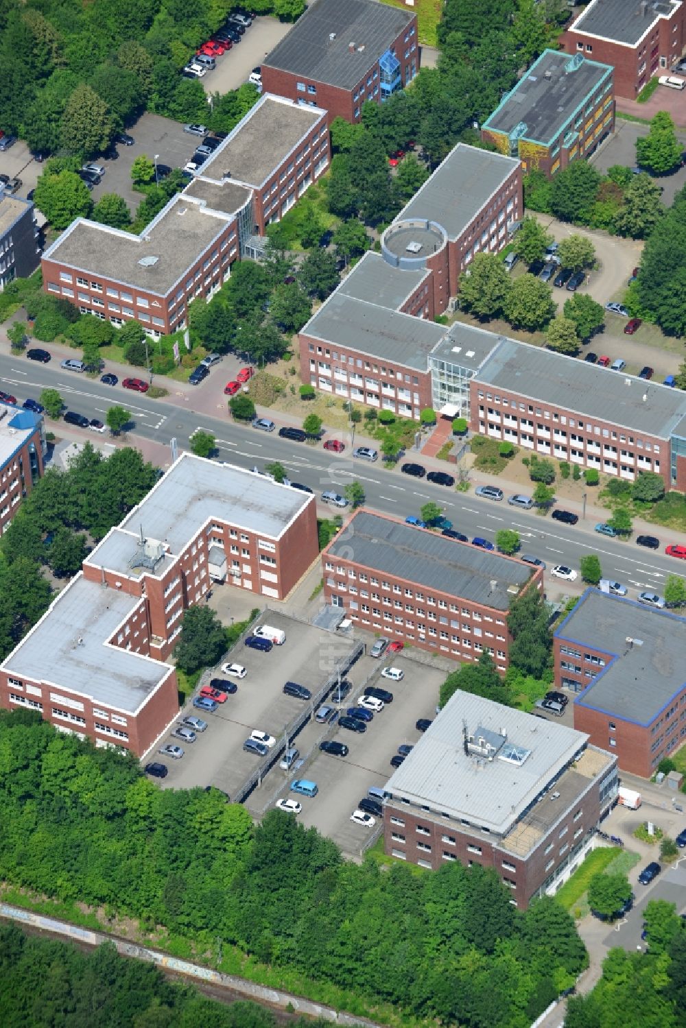 Luftbild Dortmund - Büro- und Geschäftshaus an der Otto-Hahn-Straße im Stadtteil Barop von Dortmund im Bundesland Nordrhein-Westfalen