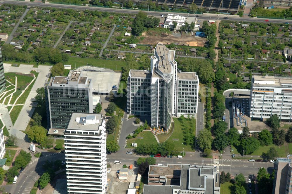 Frankfurt am Main von oben - Büro- und Geschäftshaus Sigma an der Lyoner Straße in Frankfurt-Niederrad