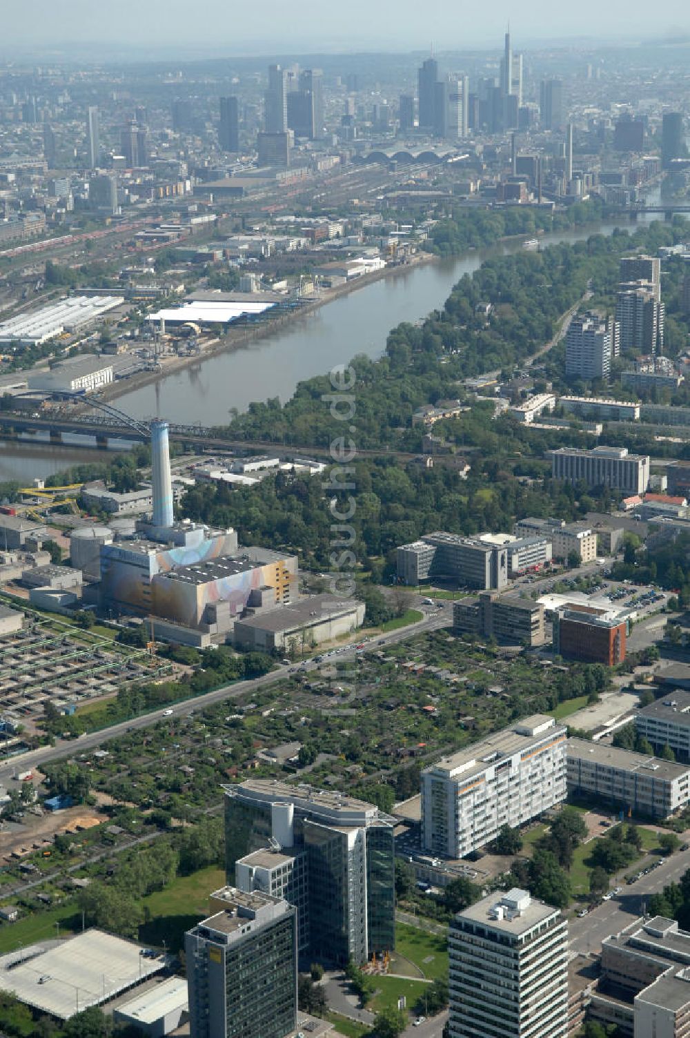 Luftbild Frankfurt am Main - Büro- und Geschäftshaus Sigma an der Lyoner Straße in Frankfurt-Niederrad