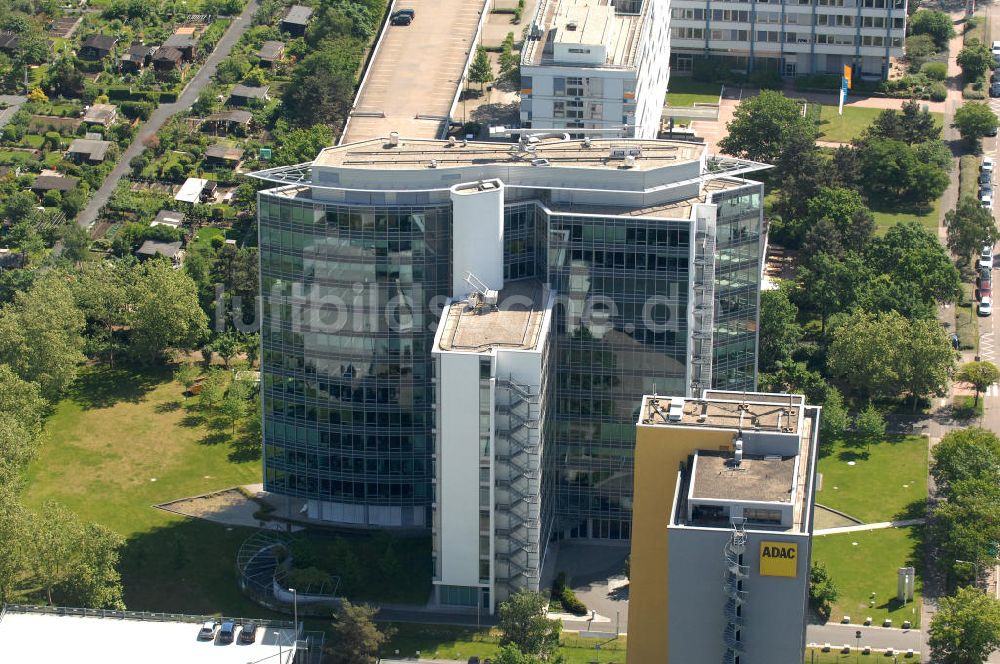 Frankfurt am Main aus der Vogelperspektive: Büro- und Geschäftshaus Sigma an der Lyoner Straße in Frankfurt-Niederrad