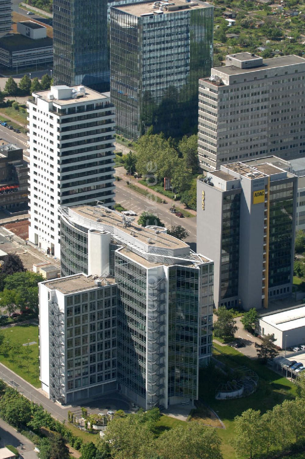 Luftbild Frankfurt am Main - Büro- und Geschäftshaus Sigma an der Lyoner Straße in Frankfurt-Niederrad