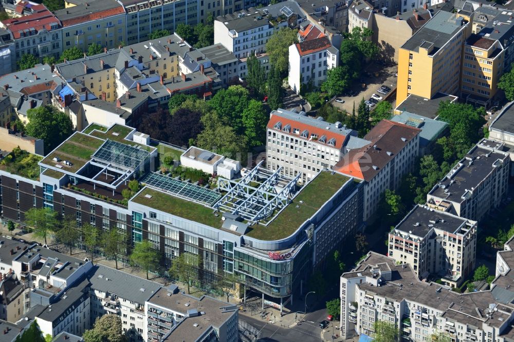 Berlin von oben - Büro- und Geschäftshaus stilwerk an der Kantstraße Ecke Uhlandstraße in Berlin - Charlottenburg