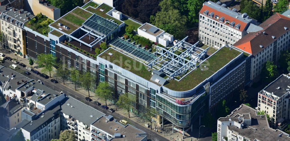 Berlin von oben - Büro- und Geschäftshaus stilwerk an der Kantstraße Ecke Uhlandstraße in Berlin - Charlottenburg