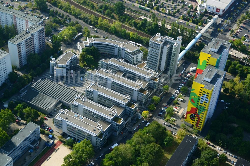 Luftbild Berlin Friedrichshain - Büro- und Geschäftshausareal Storkower Bogen der Jost Hurler Beteiligungs- und Verwaltungsgesellschaft GmbH an der Storkower Strasse in Berlin