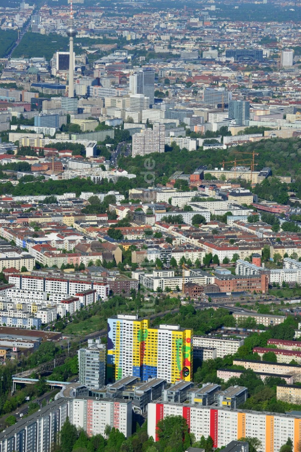 Luftbild Berlin - Büro- und Geschäftshausareal Storkower Bogen der Jost Hurler Beteiligungs- und Verwaltungsgesellschaft GmbH an der Storkower Strasse in Berlin