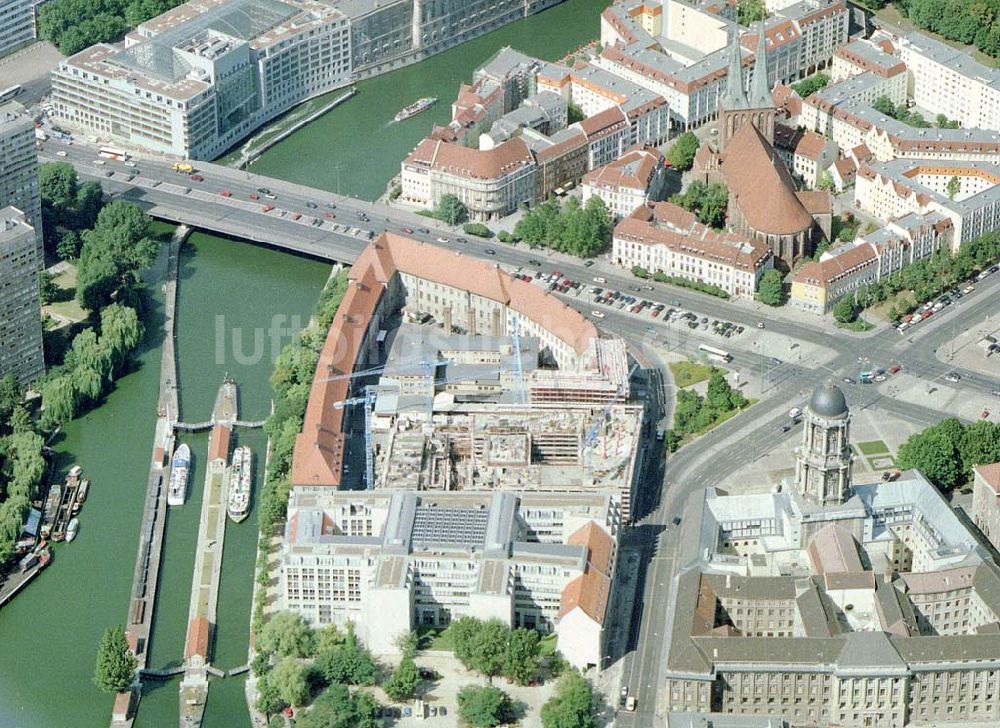 Luftaufnahme Berlin - Büro- und Geschäftshausbau auf dem Geländer der Münze am Stadthaus in Berlin-Mitte.