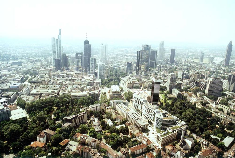 Frankfurt am Main aus der Vogelperspektive: Büro- und Geschäftshauskomplex Frankfurter Welle der DIFA am Bankenviertel in Frankfurt / Main.