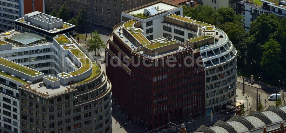 Luftaufnahme Berlin Mitte - Büro- und Geschäftshauskomplex Hackesches Quartier in Berlin Mitte