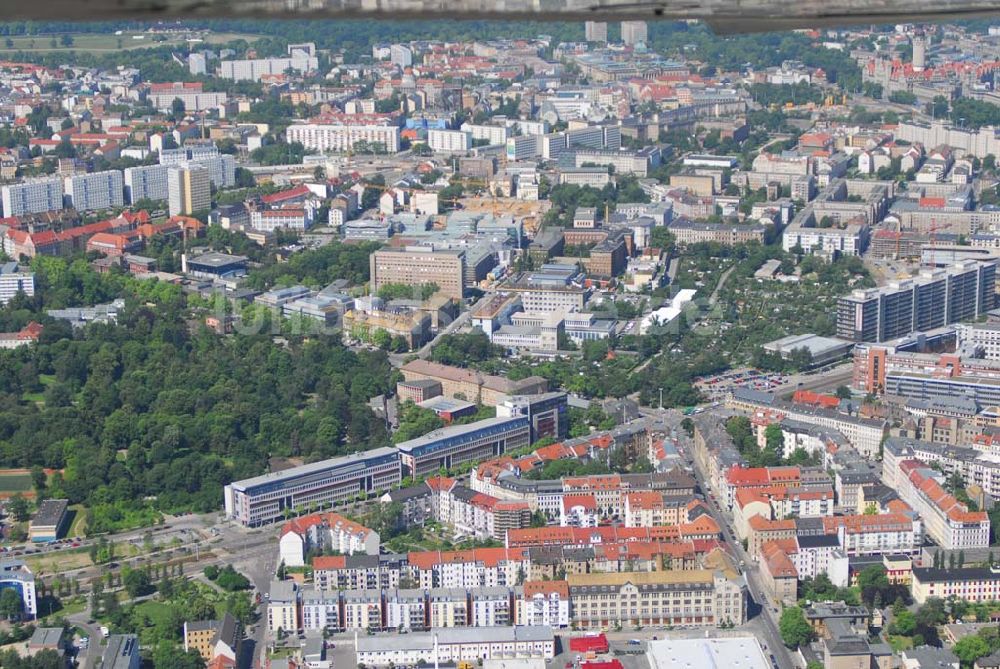 Leipzig aus der Vogelperspektive: Büro- und Geschäftshauskomplex der IKV GMBH an der Wichernstraße in Leipzig