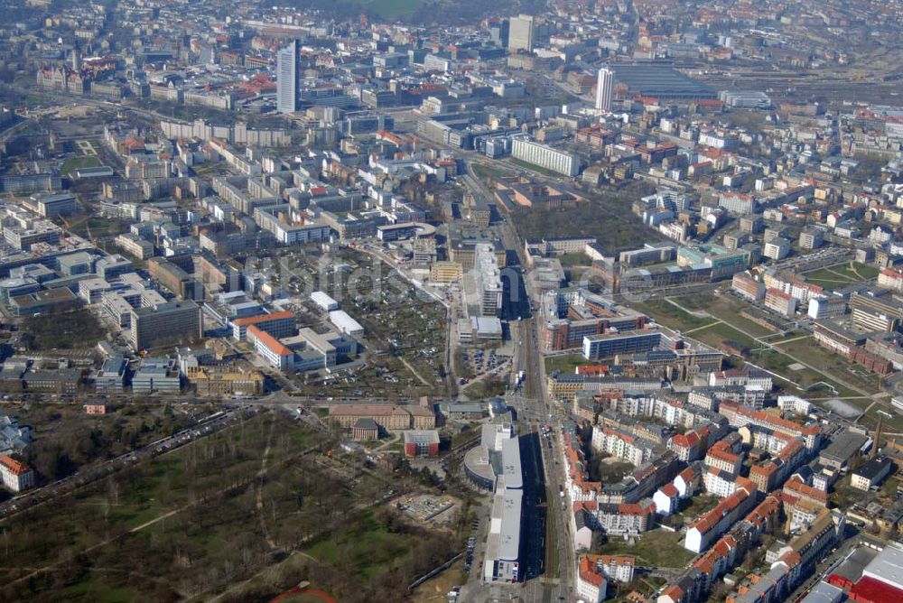 Luftbild Leipzig - Büro- und Geschäftshauskomplex an der Prager Strasse in Leipzig - Reudnitz