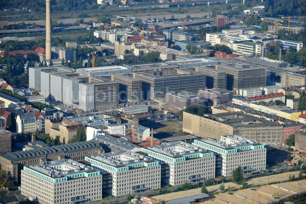 Luftbild Berlin - Büro- und Geschäftshausneubau Stettiner Carree am Nordbahnhof in Berlin-Mitte