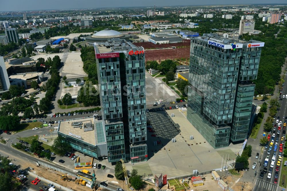 Luftbild Bukarest - Büro- und Geschäftshausneubau der Zwillingstürme von Rompetrol in Bukarest in Rumänien