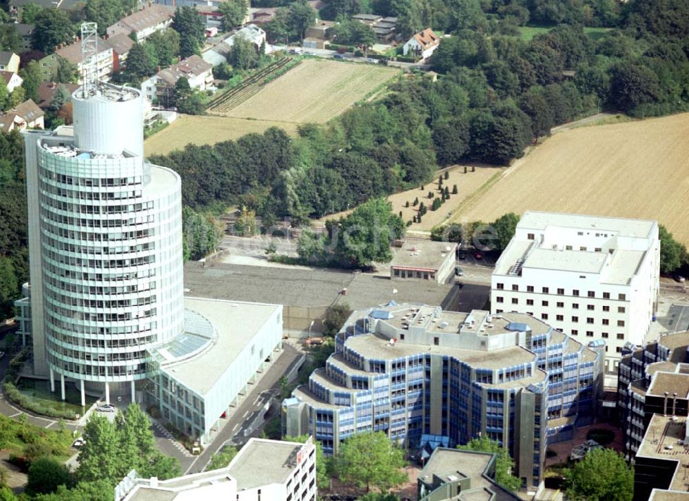 Luftbild Frankfurt am Main - Büro- und Gewerbegebiet an der Frankfurter Straße 77 in Frankfurt Eschborn an der S-Bahn.