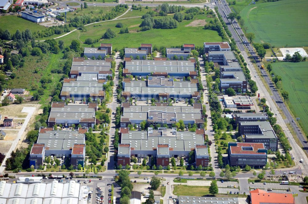 Berlin Mahlsdorf aus der Vogelperspektive: Büro- und Gewerbepark Gip Gewerbe im Park Berlin-Mahlsdorf