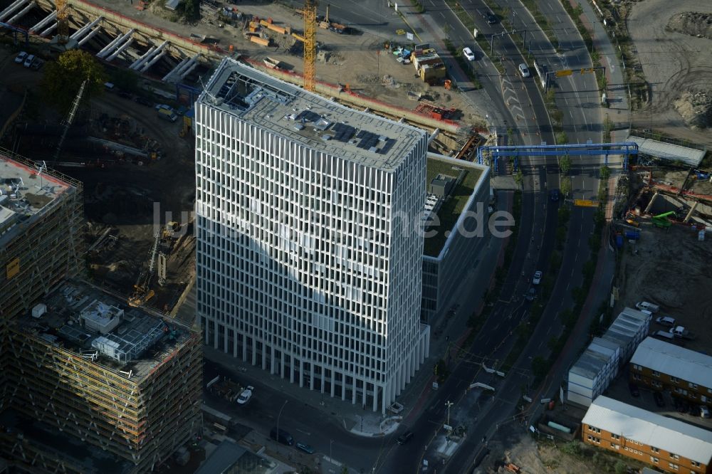 Berlin von oben - Büro- Hochhaus Tour Total auf dem Gelände der Europacity an der Heidestraße in Berlin