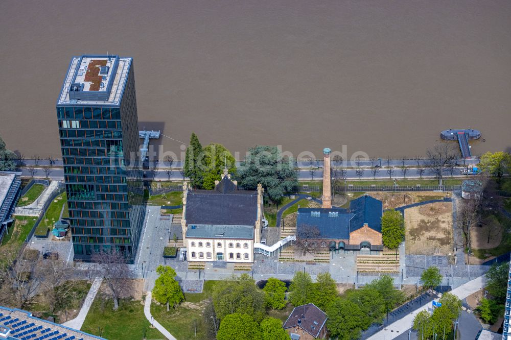 Luftaufnahme Bonn - Büro- und Unternehmensverwaltungs- Hochhaus- Gebäude UN-Campus in Bonn im Bundesland Nordrhein-Westfalen, Deutschland