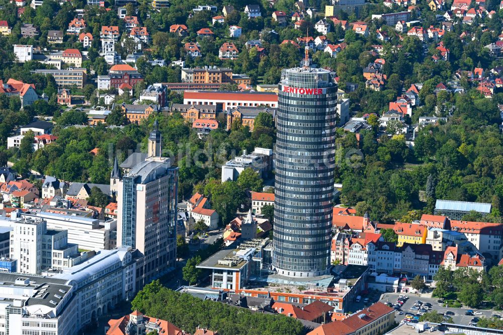 Luftaufnahme Jena - Büro- und Unternehmensverwaltungs- Hochhaus- Gebäude Jentower am Leutragraben in Jena im Bundesland Thüringen, Deutschland