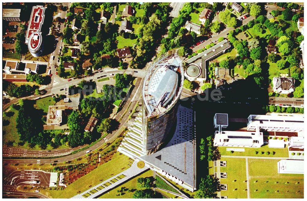 Luftbild Bonn - Büro- und Unternehmensverwaltungs- Hochhaus- Gebäude Post Tower in Bonn im Bundesland Nordrhein-Westfalen, Deutschland