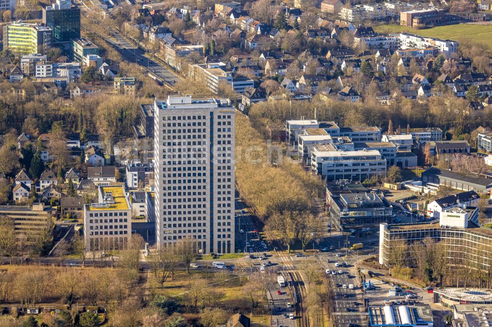 Dortmund von oben - Büro- und Unternehmensverwaltungs- Hochhaus- Gebäude Westfalentower in Dortmund im Bundesland Nordrhein-Westfalen, Deutschland