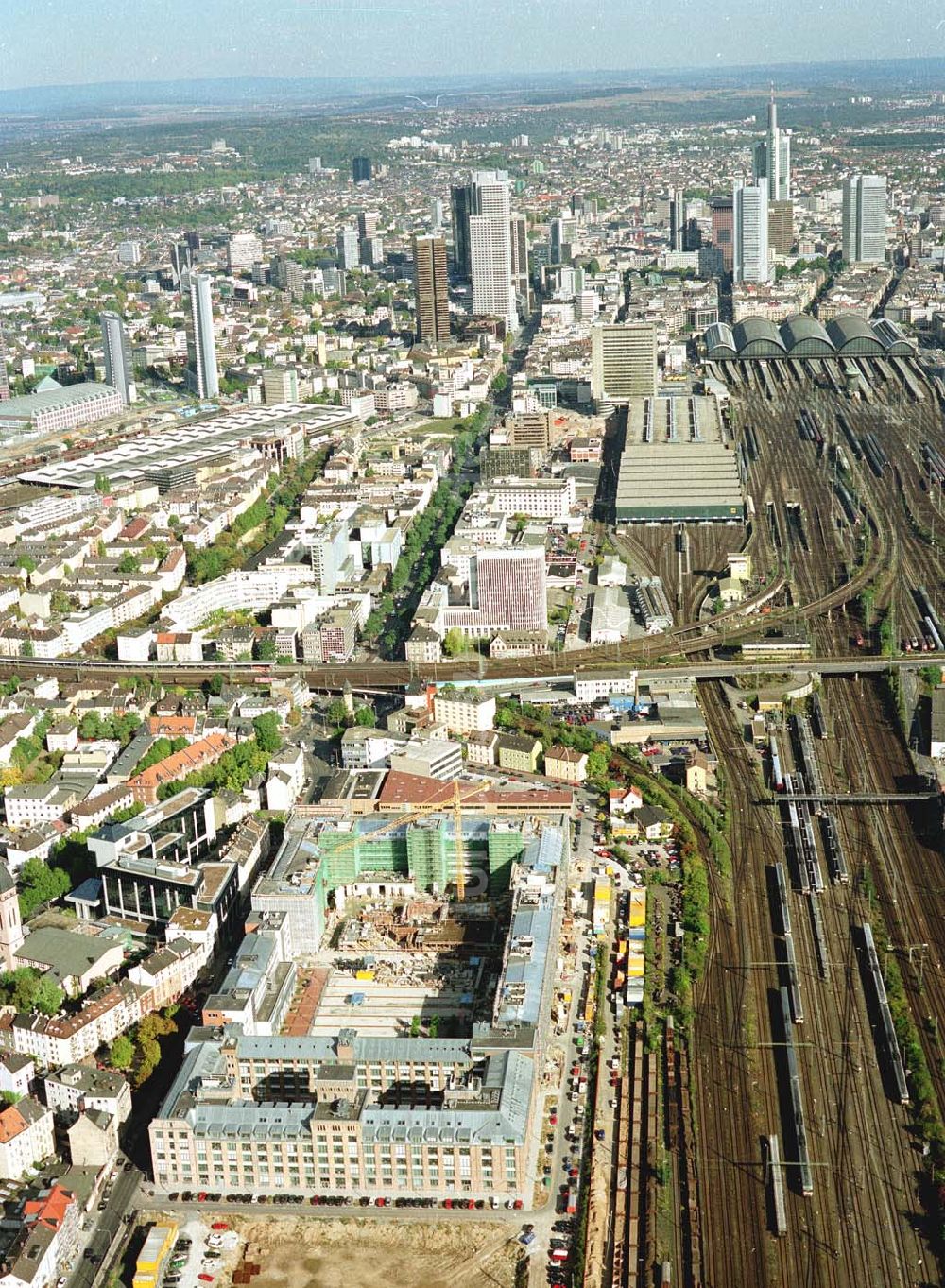 Luftbild Frankfurt am Main - Büro- und Verwaltungsbau Galluspark am Frankfurter Hauptbahnhof