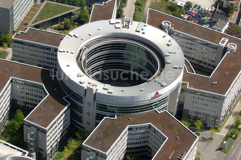 Offenbach am Main aus der Vogelperspektive: Bürogebaude des Geschaftshauses Omegahaus in Offenbach am Main im Bundesland Hessen, Deutschland