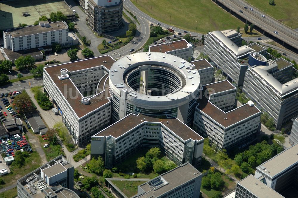 Luftbild Offenbach am Main - Bürogebaude des Geschaftshauses Omegahaus in Offenbach am Main im Bundesland Hessen, Deutschland