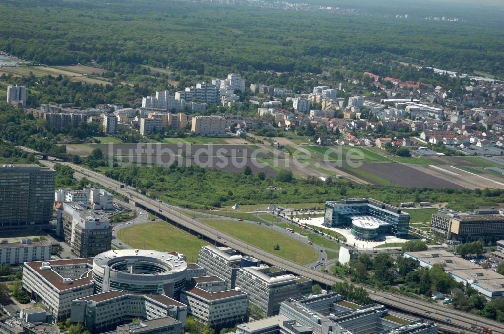 Luftbild Offenbach am Main - Bürogebaude des Geschaftshauses Omegahaus in Offenbach am Main im Bundesland Hessen, Deutschland