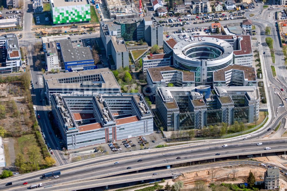 Luftbild Offenbach am Main - Bürogebaude des Geschaftshauses Omegahaus in Offenbach am Main im Bundesland Hessen, Deutschland