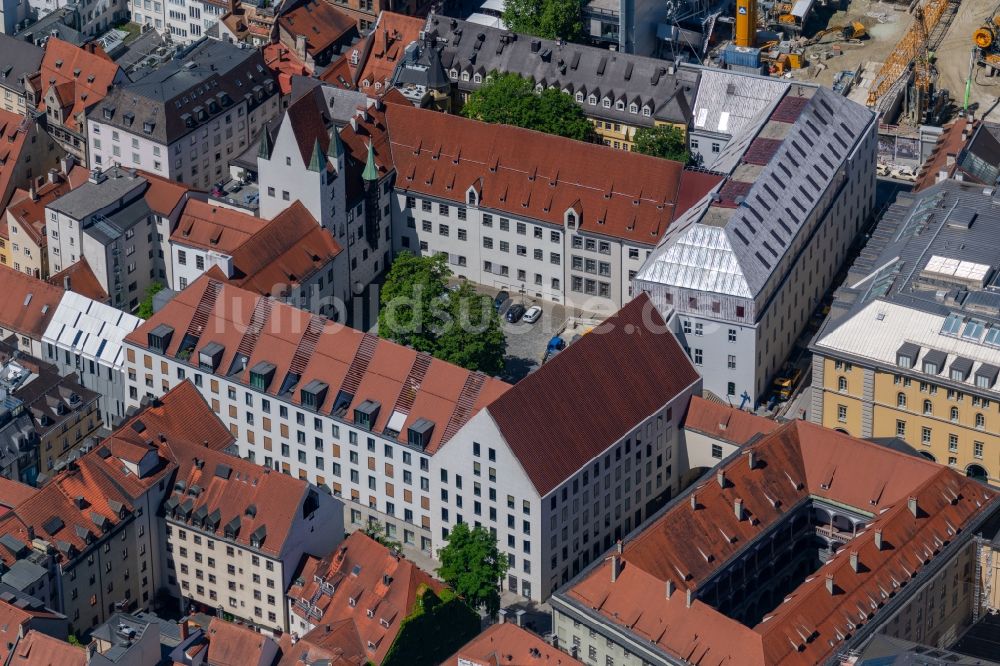 München aus der Vogelperspektive: Bürogebäude Alter Hof in München im Bundesland Bayern, Deutschland