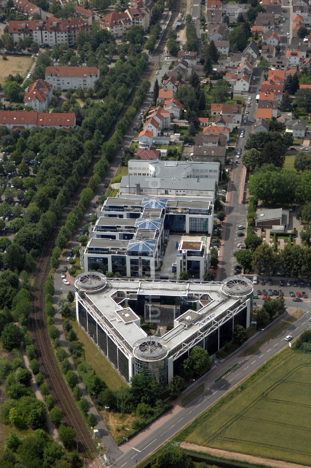 Luftaufnahme Bad Homburg von der Höhe - Bürogebäude in Bad Homburg